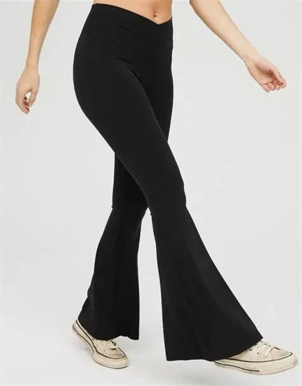 OFFLINE by Aerie Real Me Flare Leggings Black High Rise Women’s S/P Yoga